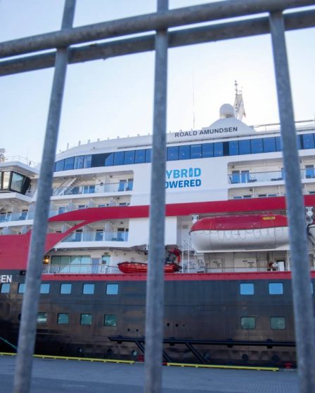 Hurtigruten condamné à une amende de 1 million de couronnes suite à l'épidémie de corona sur le navire Roald Amundsen en 2020 - 10