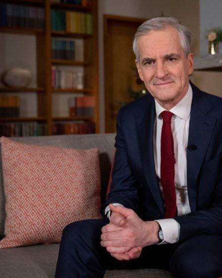 Discours du Nouvel An du PM Støre : « Faites-en une résolution du Nouvel An ; prenez le vaccin ! » 28 Discours du Nouvel An du PM Støre : « Faites-en une résolution du Nouvel An ; prenez le vaccin ! » - 27