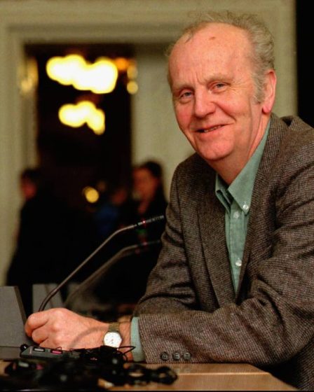 Le célèbre écrivain norvégien Øystein Lønn est décédé à l'âge de 85 ans 20 Le célèbre écrivain norvégien Øystein Lønn est décédé à l'âge de 85 ans - 19