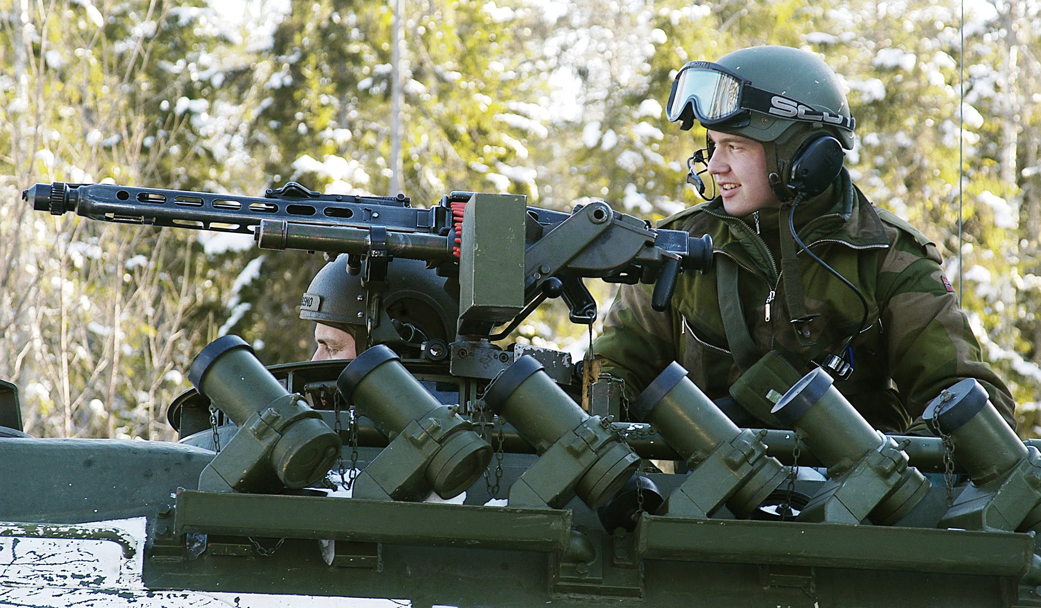 Soutien croissant aux forces armées 4 Soutien croissant aux forces armées - 3