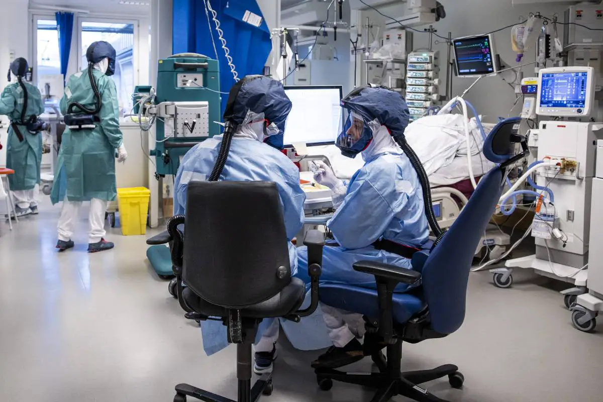 FHI norvégien : le nombre de nouvelles admissions à l'hôpital de patients corona continue de baisser 4 FHI norvégien : le nombre de nouvelles admissions à l'hôpital de patients corona continue de baisser - 3