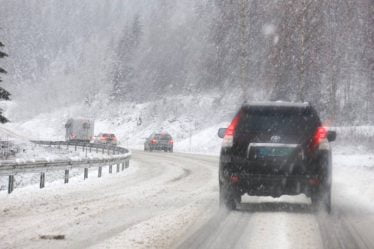 De fortes chutes de neige entraînent des problèmes de circulation dans l'est de la Norvège - 20