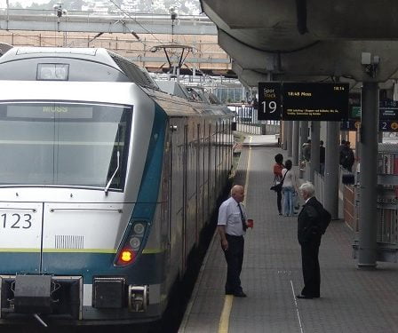 3300 heures de retards de train suite à des erreurs de signal 14 3300 heures de retards de train suite à des erreurs de signal - 13
