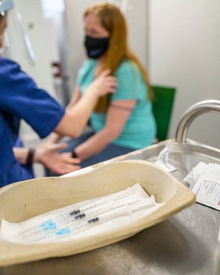 Près de 300 personnes en Norvège ont demandé une indemnisation pour la vaccination corona - 1