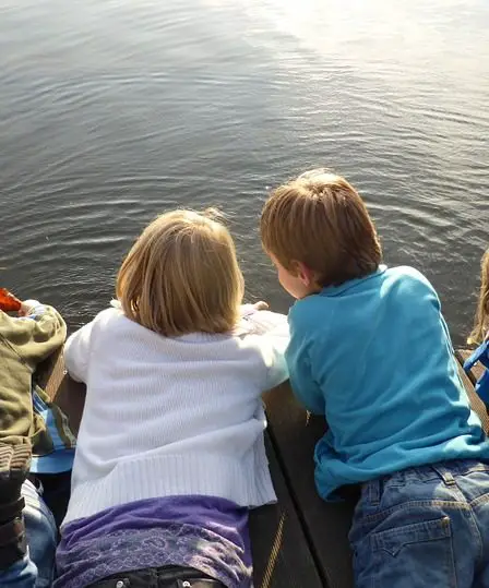 La part des ménages avec enfants diminue 23 La part des ménages avec enfants diminue - 22