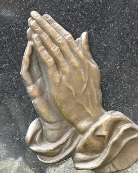 Des pierres tombales musulmanes à Kragerø vandalisées 17 Des pierres tombales musulmanes à Kragerø vandalisées - 16