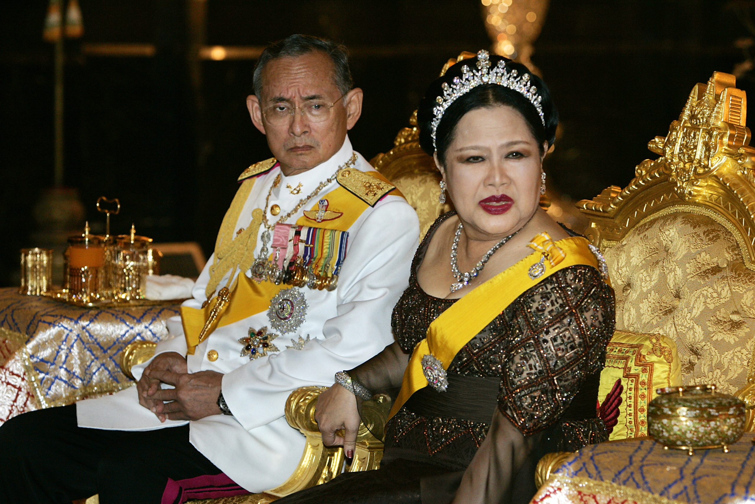 L'état de santé du roi de Thaïlande s'aggrave 4 L'état de santé du roi de Thaïlande s'aggrave - 3