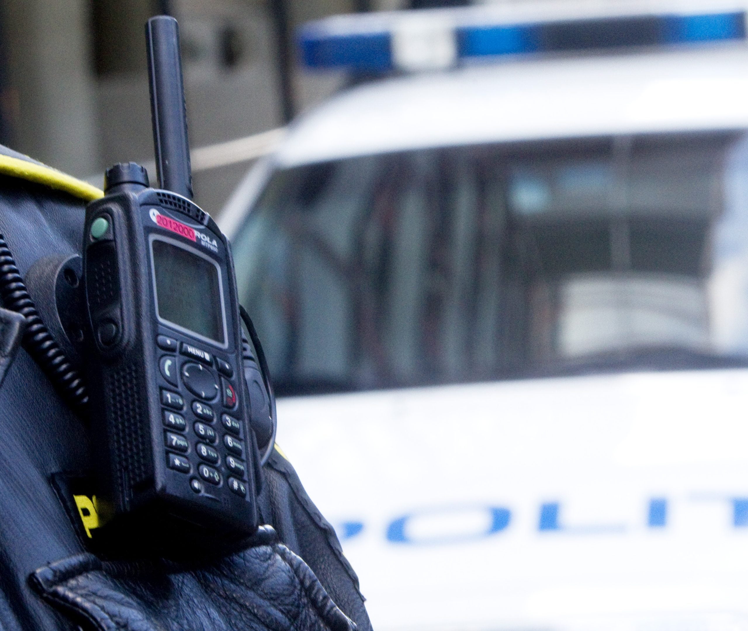 Trois arrêtés et un blessé après un accident par balle à Ålesund 4 Trois arrêtés et un blessé après un accident par balle à Ålesund - 3