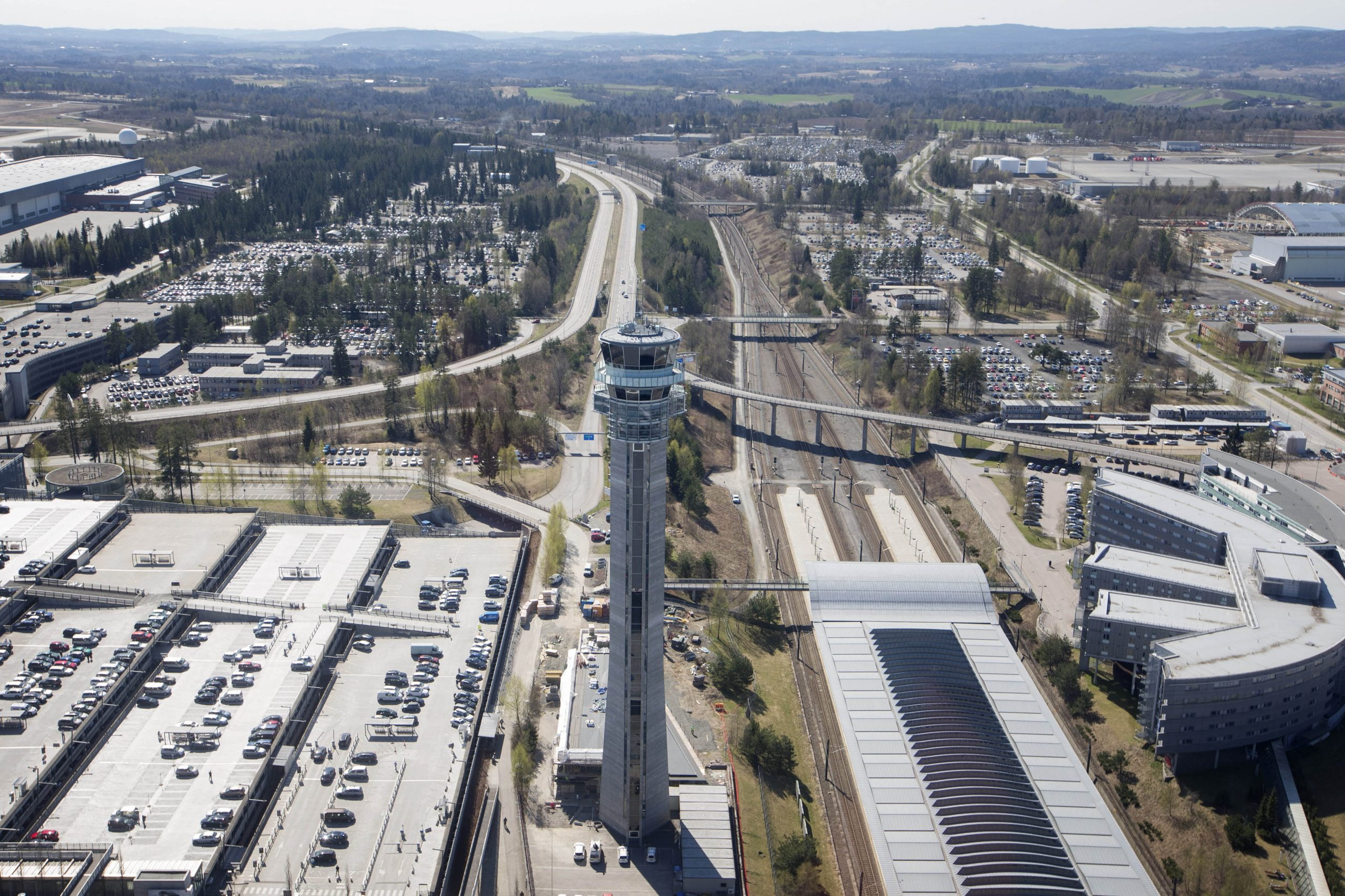 Des cambriolages dans plusieurs voitures à Gardermoen 4 Des cambriolages dans plusieurs voitures à Gardermoen - 3