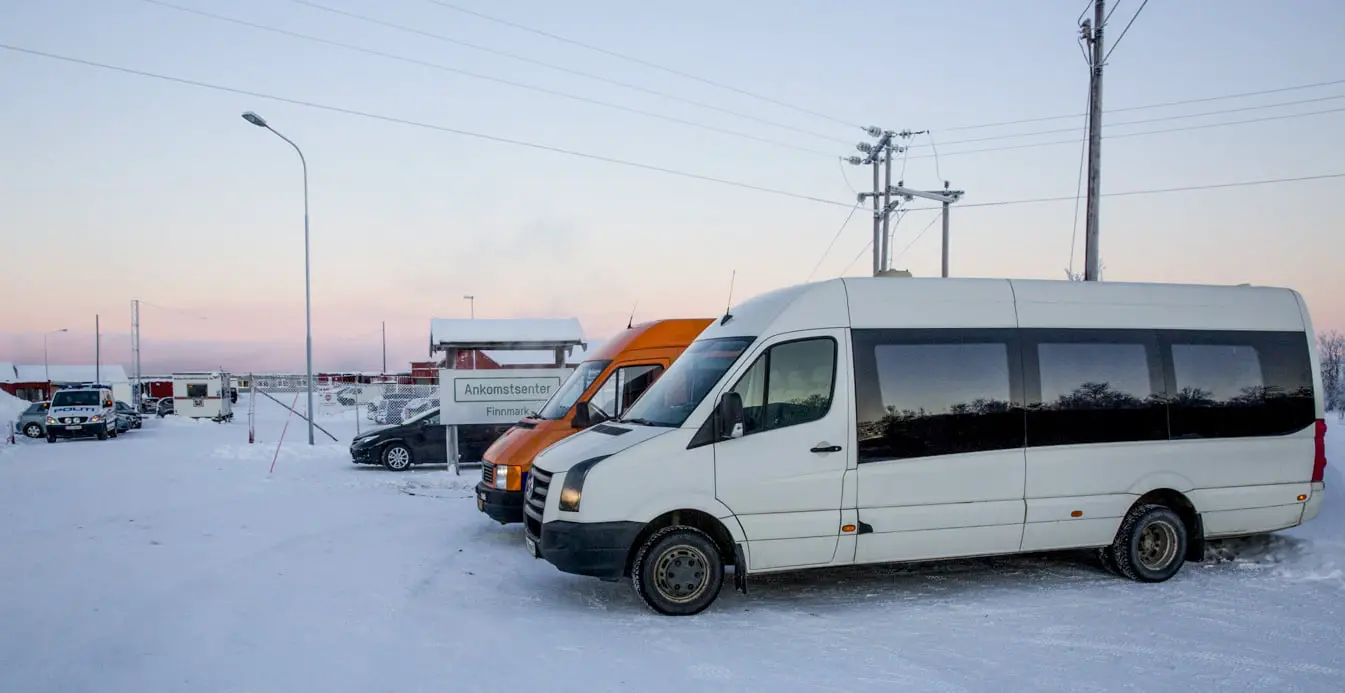De lourdes amendes pour les militants de l'asile 4 De lourdes amendes pour les militants de l'asile - 3