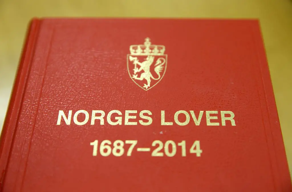 Un père accusé d'avoir agressé sa fille à plusieurs reprises 4 Un père accusé d'avoir agressé sa fille à plusieurs reprises - 3