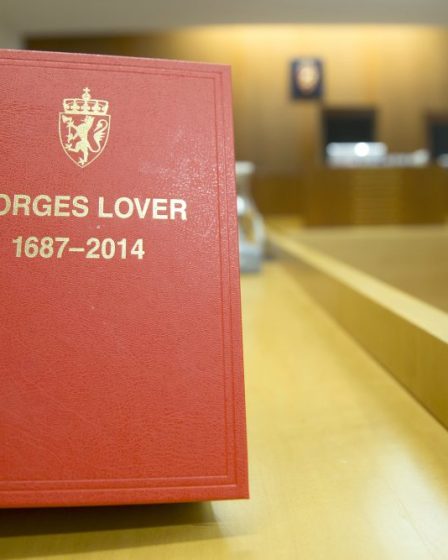 Un enseignant est reconnu coupable d'agression sexuelle contre un élève 2 Un enseignant est reconnu coupable d'agression sexuelle contre un élève - 1