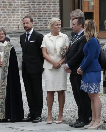 Le couple du prince héritier a visité le sommet de l'église 26 Le couple du prince héritier a visité le sommet de l'église - 25