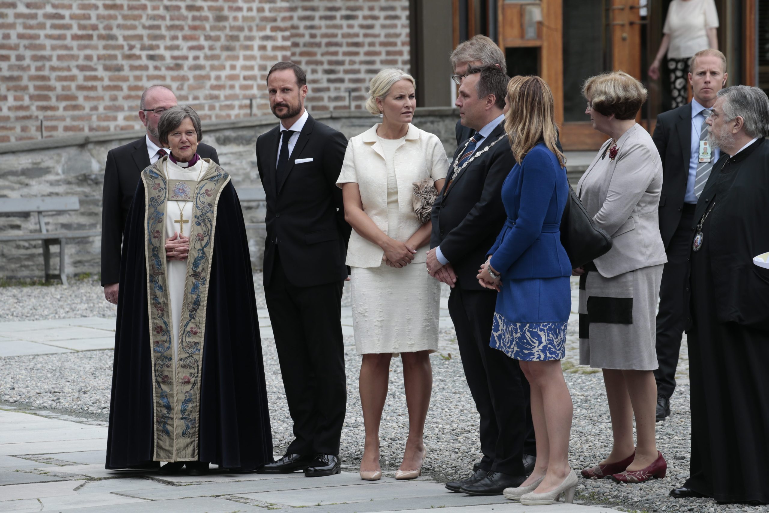 Le couple du prince héritier a visité le sommet de l'église 4 Le couple du prince héritier a visité le sommet de l'église - 3