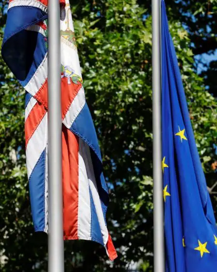 Les Britanniques google fébrilement pour savoir ce qu'est l'UE 29 Les Britanniques google fébrilement pour savoir ce qu'est l'UE - 28