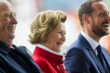 Le couple royal termine son voyage d'anniversaire à Kristiansand - 16