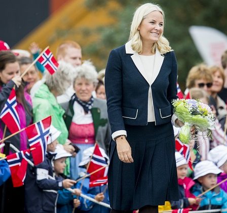 La princesse héritière met fin à la célébration de son 43e anniversaire 8 La princesse héritière met fin à la célébration de son 43e anniversaire - 7