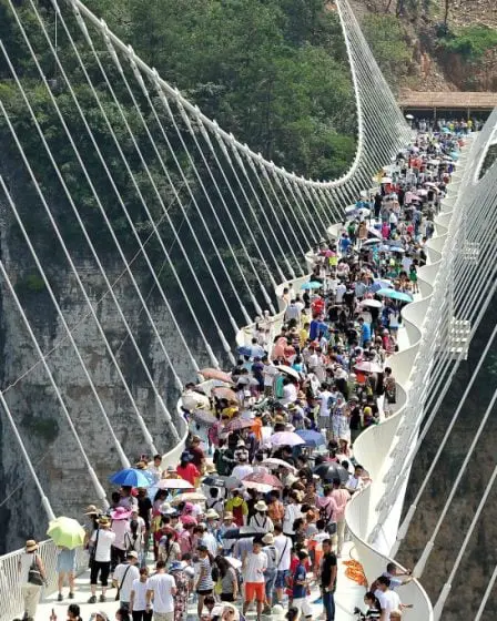 Le plus long pont de verre du monde ouvert à la circulation 21 Le plus long pont de verre du monde ouvert à la circulation - 20