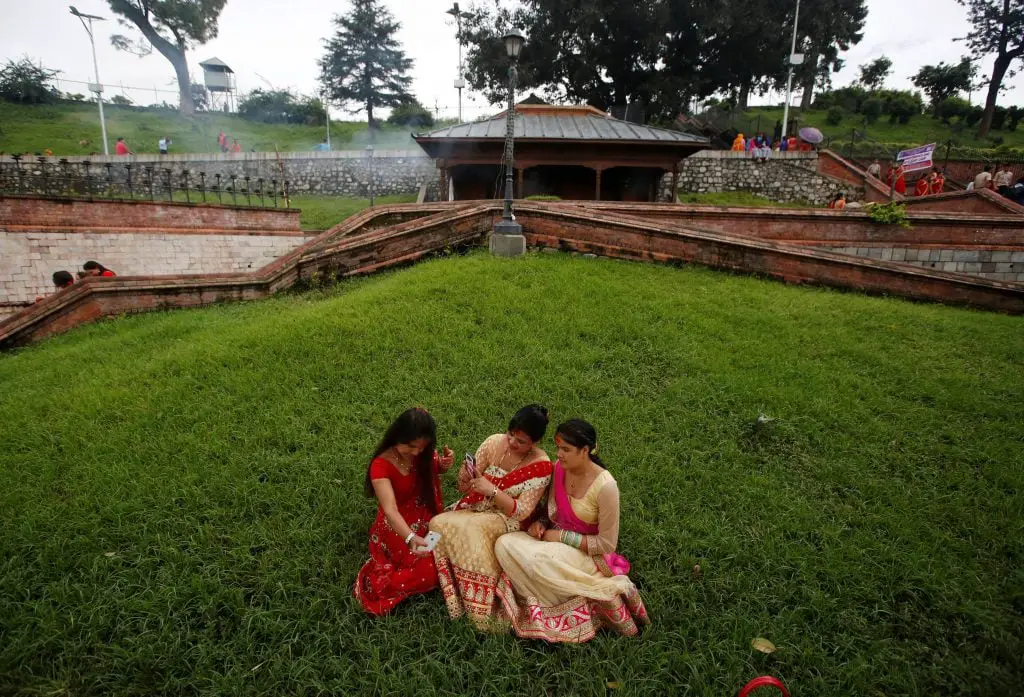 HRW : le Népal fait peu pour arrêter les mariages d'enfants 8 HRW : le Népal fait peu pour arrêter les mariages d'enfants - 7