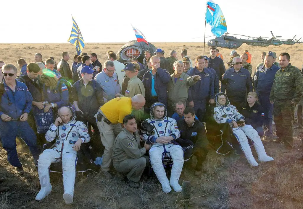 Les astronautes de retour sur Terre 4 Les astronautes de retour sur Terre - 3
