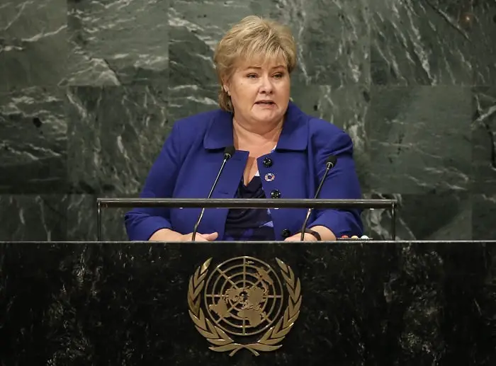 Solberg appelle à la coopération pendant une période incertaine 4 Solberg appelle à la coopération pendant une période incertaine - 3