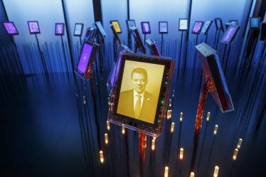 Le Centre Nobel de la Paix expose une photo du président Santos - 16