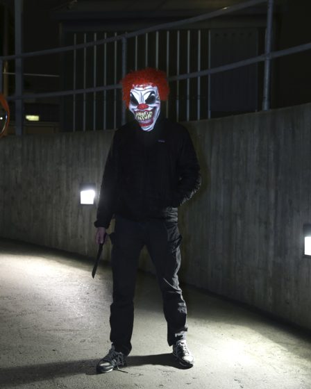 Les "clowns" ont effrayé les gens dans une grande partie du pays 18 Les "clowns" ont effrayé les gens dans une grande partie du pays - 17