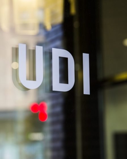 UDI soupçonne la corruption - arrête les paiements 17 UDI soupçonne la corruption - arrête les paiements - 16