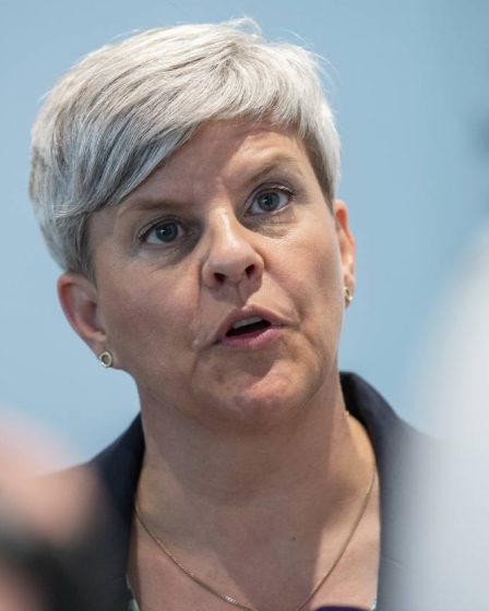 Le conseiller à la santé de Bergen, Husa, demande au gouvernement d'abandonner l'exigence d'isolement - 16