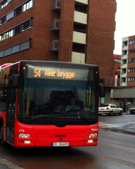 Prendre le bus sans utiliser de ceinture de sécurité peut s'avérer coûteux pour les passagers 2 Prendre le bus sans utiliser de ceinture de sécurité peut s'avérer coûteux pour les passagers - 1