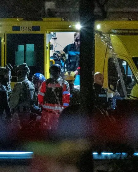 Un preneur d'otages à Amsterdam demande des milliards de rançon 7 Un preneur d'otages à Amsterdam demande des milliards de rançon - 6