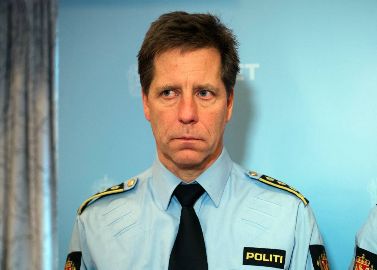 L'année dernière, le district de police de l'Ouest a eu plus de 4 000 affectations liées à des personnes souffrant de troubles mentaux 4 L'année dernière, le district de police de l'Ouest a eu plus de 4 000 affectations liées à des personnes souffrant de troubles mentaux - 3