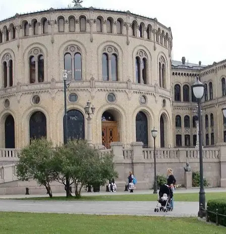 Une grande majorité au Stortinget soutient toujours la monarchie 21 Une grande majorité au Stortinget soutient toujours la monarchie - 20