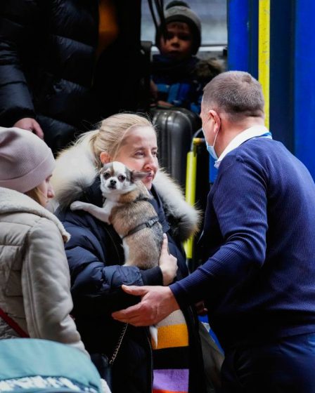 Des civils ukrainiens fuient le pays : "Je ne veux pas mourir. Je veux que tout cela se termine au plus vite" - 7
