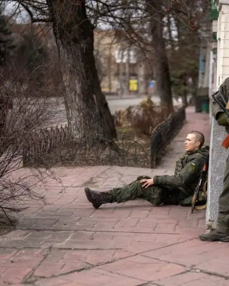 L'Ukraine ouvre le service militaire aux personnes âgées et appelle les "patriotes de plus de 60 ans" à rejoindre la résistance - 18