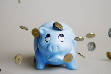 Argent de vacances pour l'argent des taxes de vacances dans la tirelire - 18