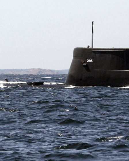 Recherche de coopération sous-marine avec d'autres nations 8 Recherche de coopération sous-marine avec d'autres nations - 7