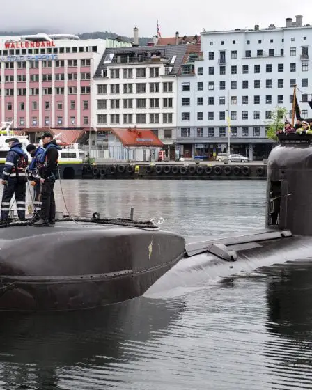 Les vieux sous-marins seront remplacés 17 Les vieux sous-marins seront remplacés - 16