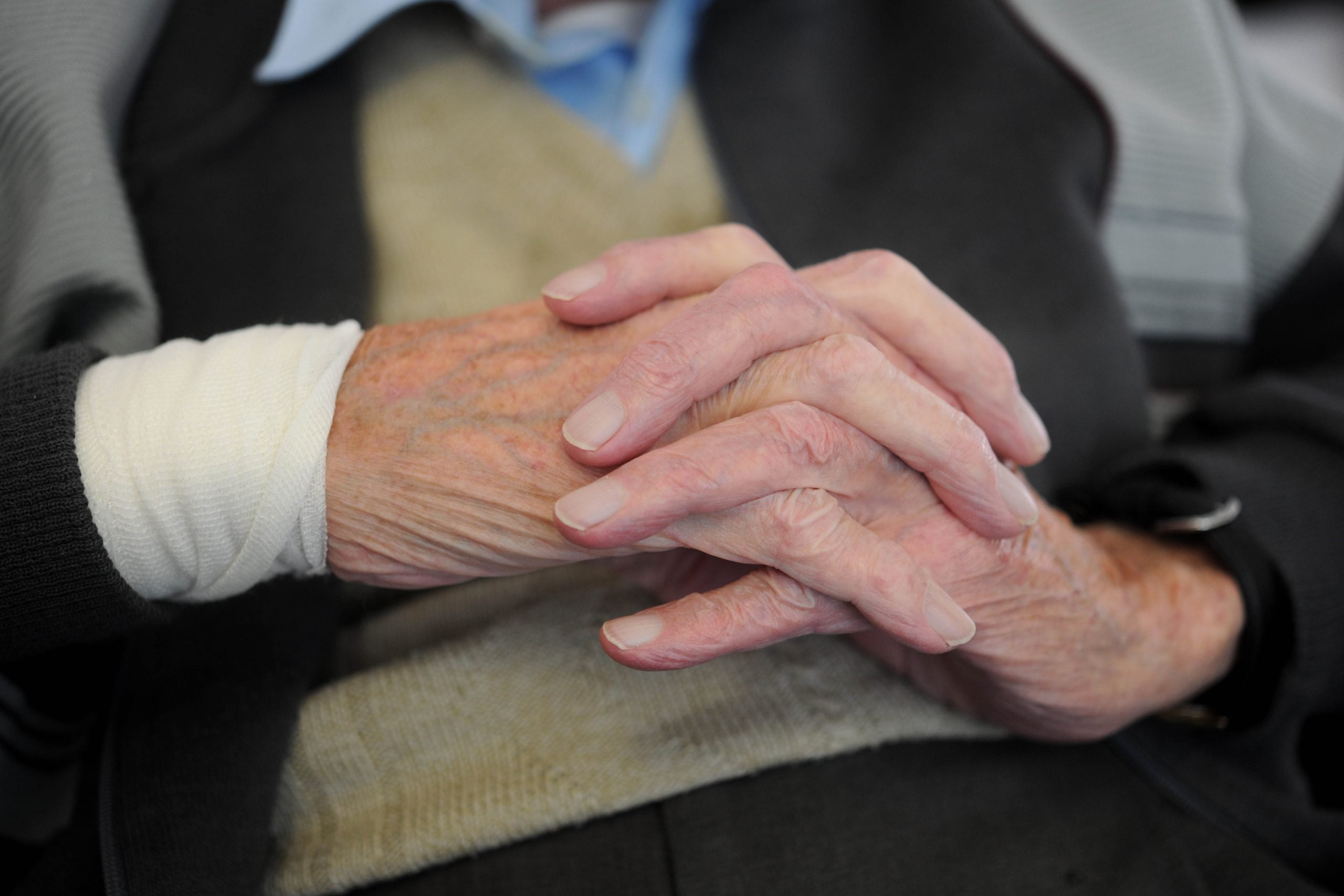 Demande de certificat de police de bonne conduite dans les soins aux personnes âgées 4 Demande de certificat de police de bonne conduite dans les soins aux personnes âgées - 3