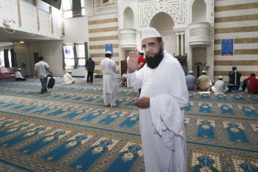 Un imam controversé de retour en Norvège - 20