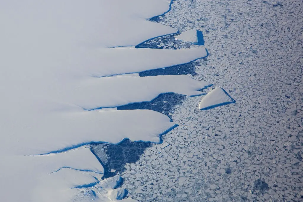 Avertit contre la glace dangereuse après un temps doux 4 Avertit contre la glace dangereuse après un temps doux - 3