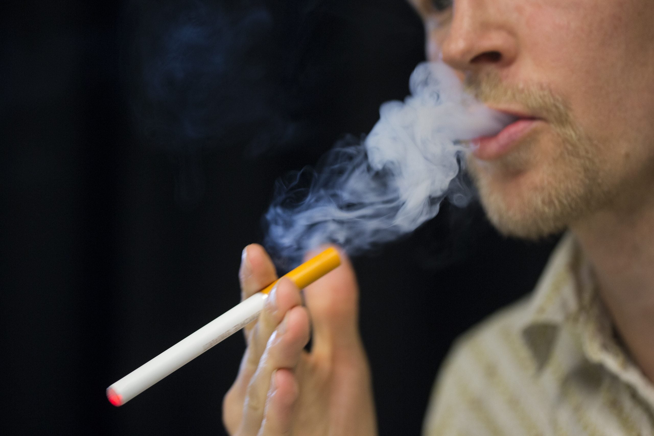 Le gouvernement ouvre la vente de cigarettes électroniques 4 Le gouvernement ouvre la vente de cigarettes électroniques - 3