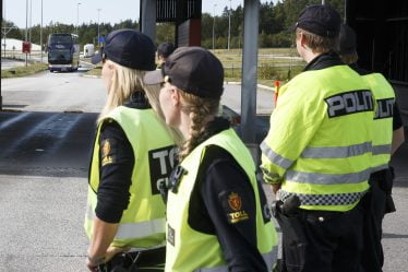 Seize Polonais arrêtés pour contrebande - 18