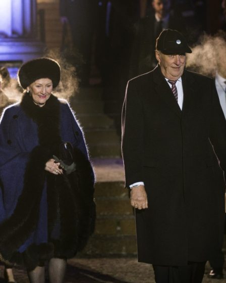 Le roi et la reine invitent "les gens en général" à une garden-party 5 Le roi et la reine invitent "les gens en général" à une garden-party - 4