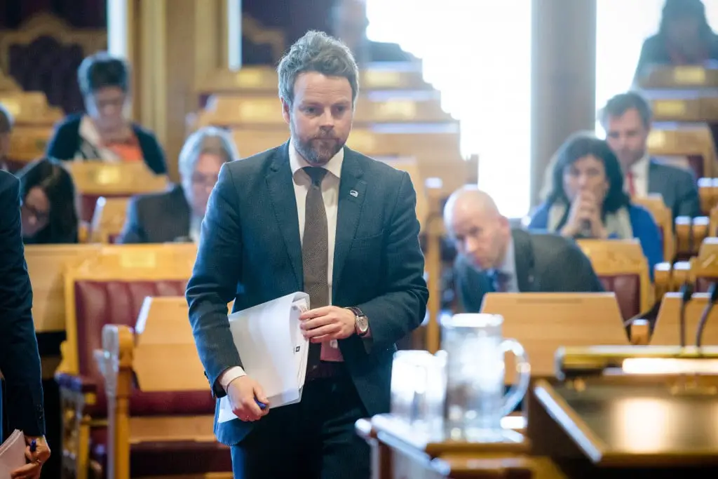 Le ministre de l'Éducation ouvre la porte aux demandeurs d'asile dans les écoles chrétiennes 4 Le ministre de l'Éducation ouvre la porte aux demandeurs d'asile dans les écoles chrétiennes - 3