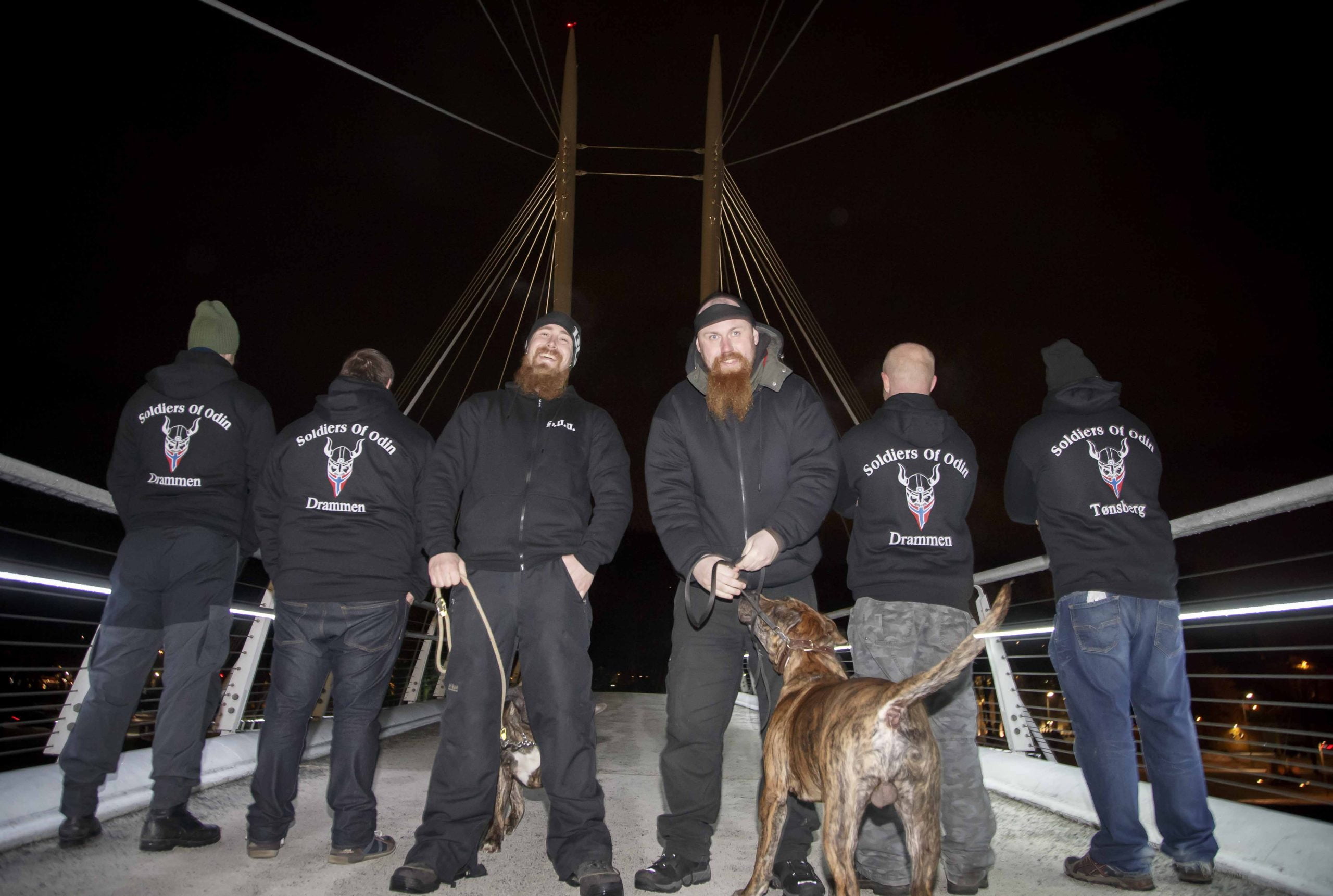 Les soldats d'Odin ont reçu l'ordre d'enlever leurs uniformes - 3