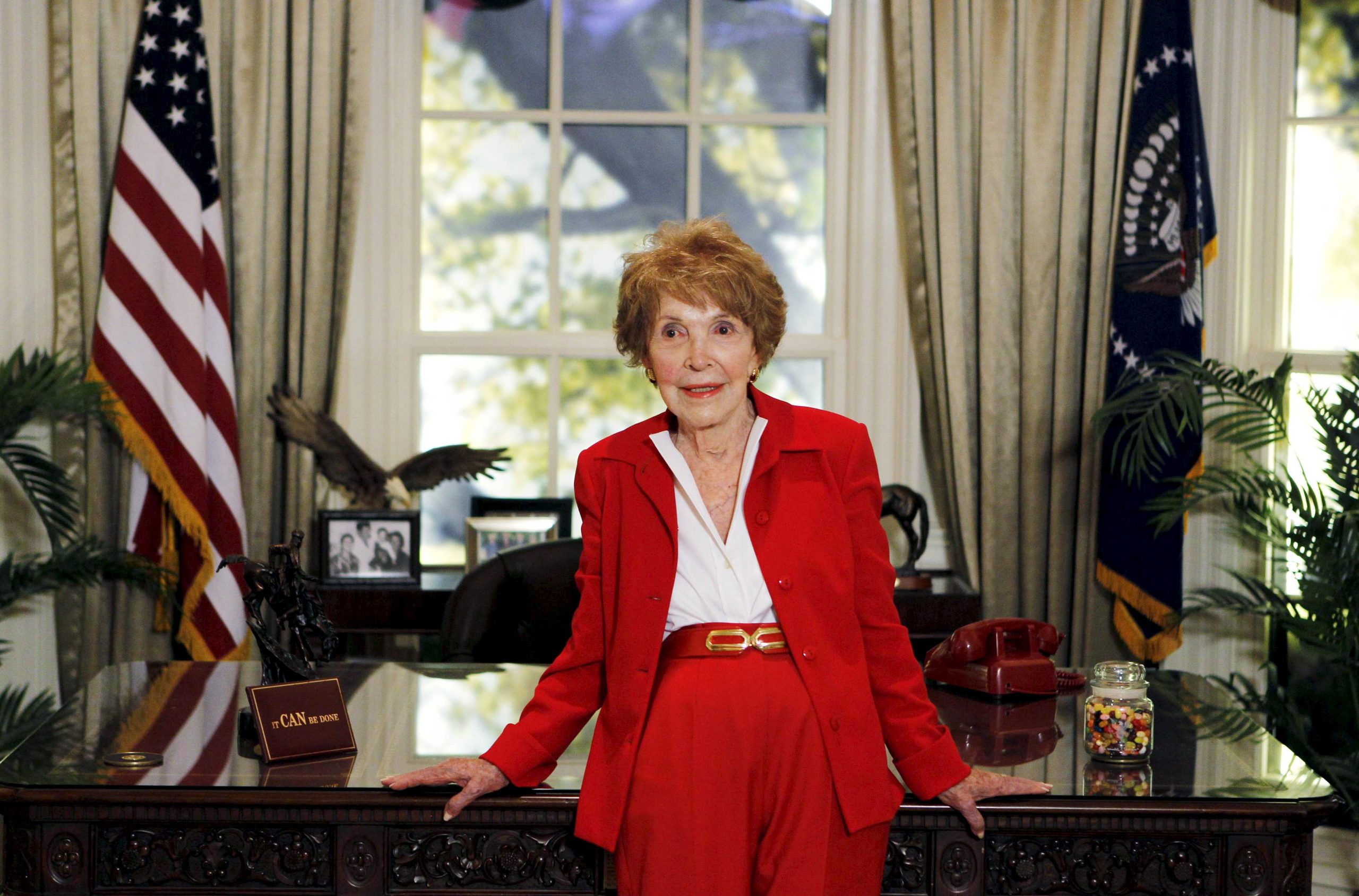 L'ancienne première dame Nancy Reagan est décédée 4 L'ancienne première dame Nancy Reagan est décédée - 3