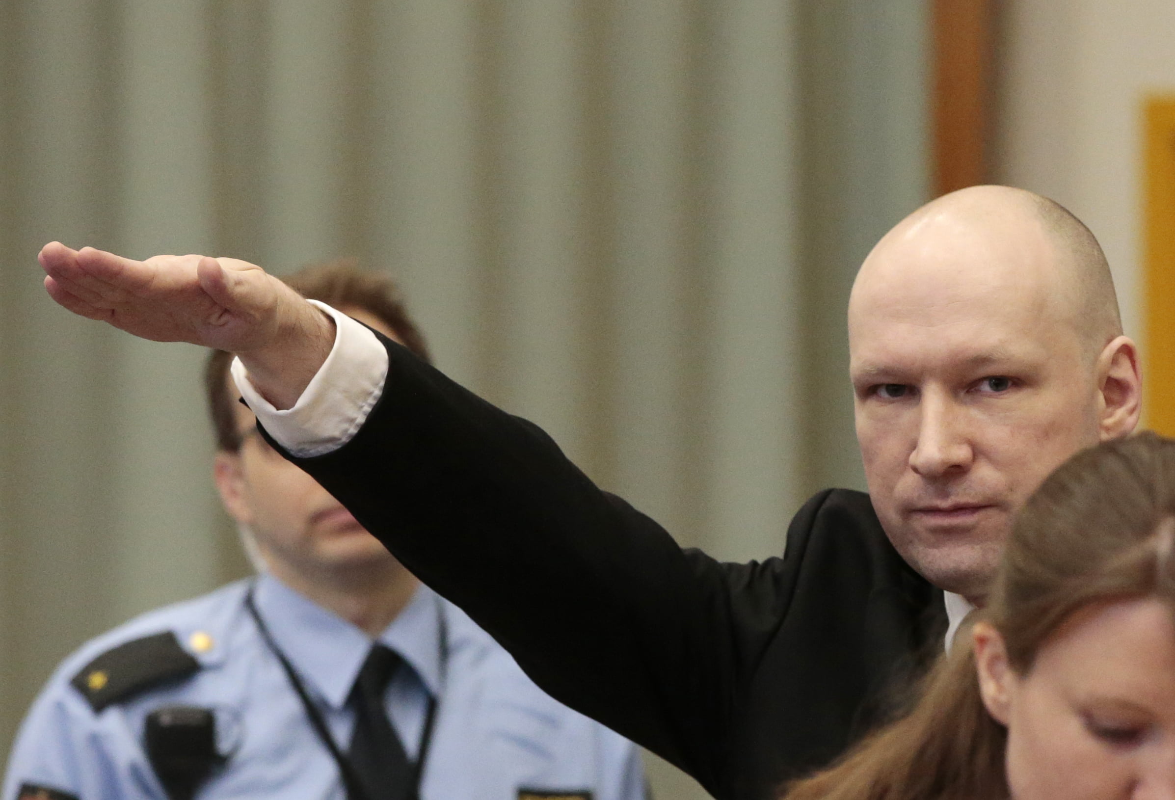 Breivik dit que la salutation était une salutation nordique 4 Breivik dit que la salutation était une salutation nordique - 3