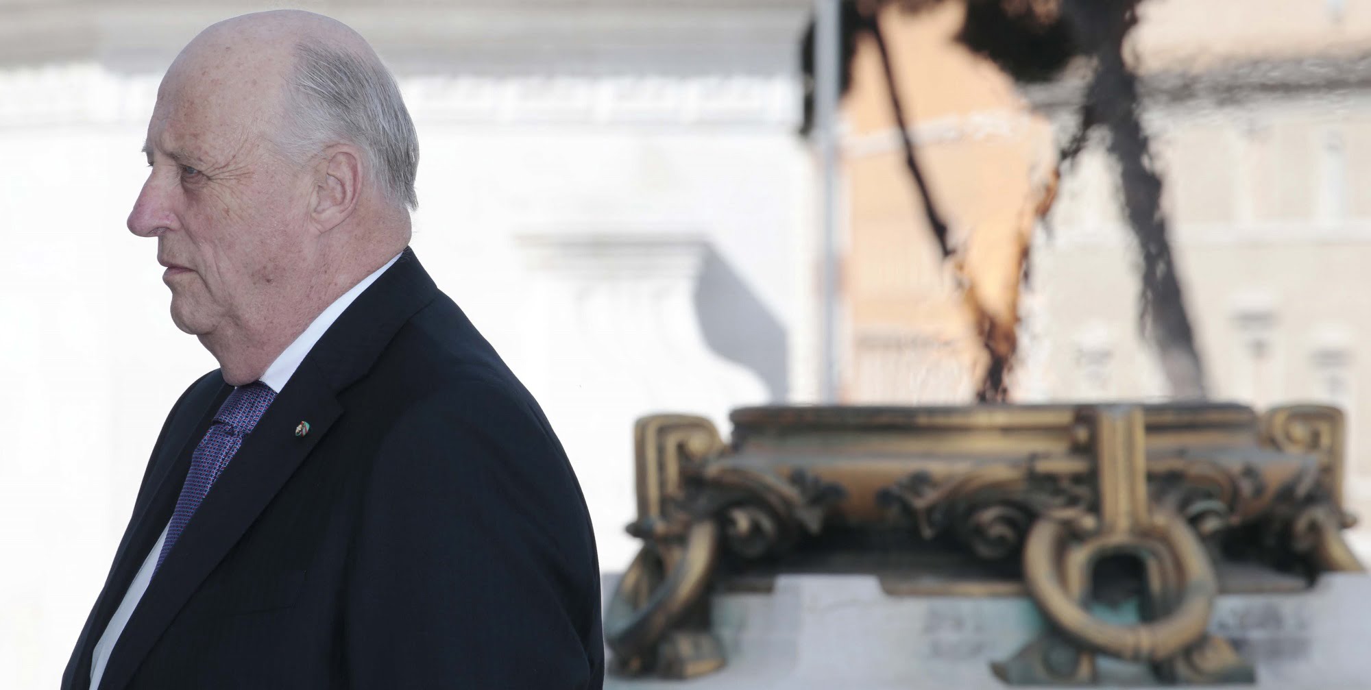 Le roi Harald présente ses condoléances après le tremblement de terre en Équateur 4 Le roi Harald présente ses condoléances après le tremblement de terre en Équateur - 3