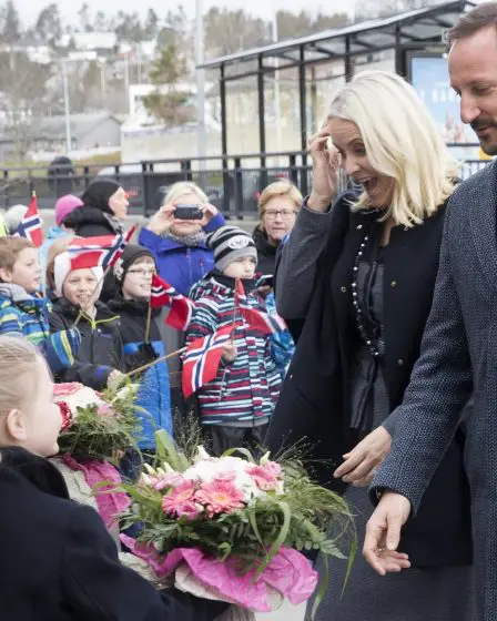 Le prince héritier et la princesse ouvrent la conférence sur la pêche 17 Le prince héritier et la princesse ouvrent la conférence sur la pêche - 16